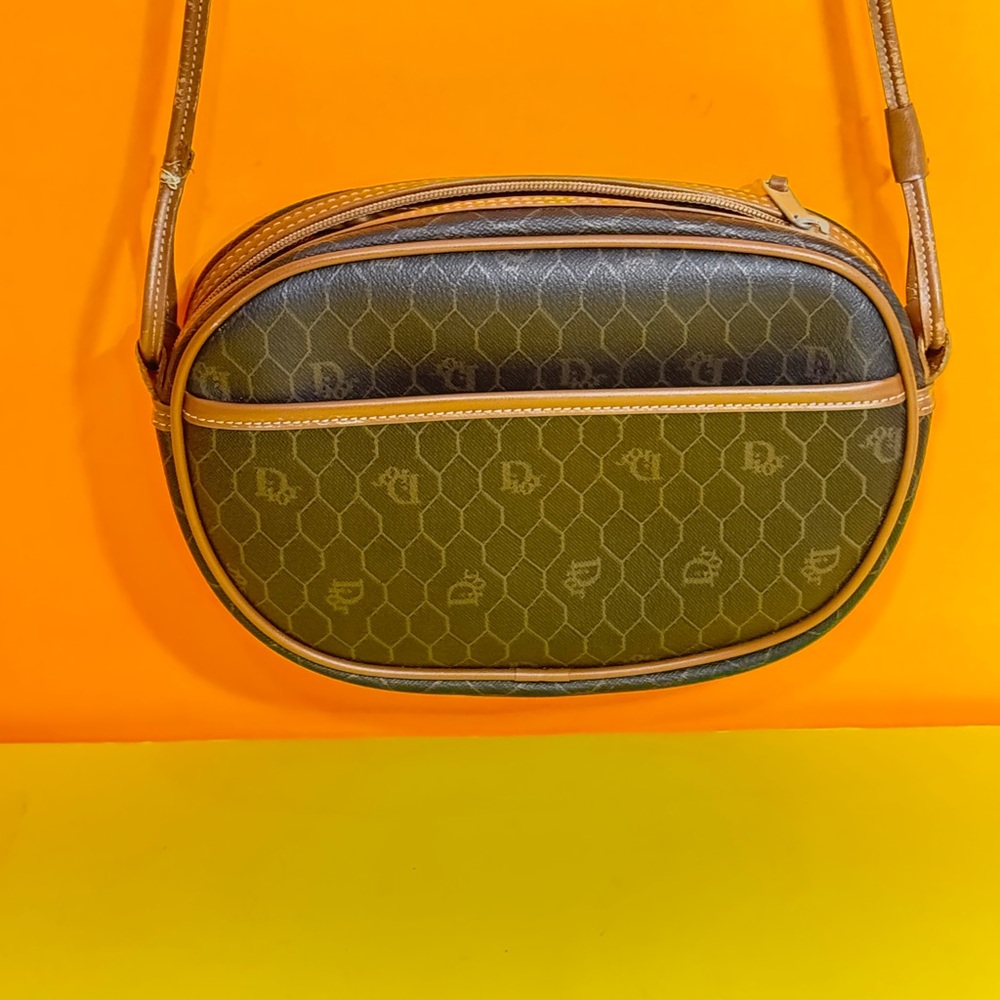 Dior Honey cube Gray and Tan Crossbody Bag - Picture 15 of 15